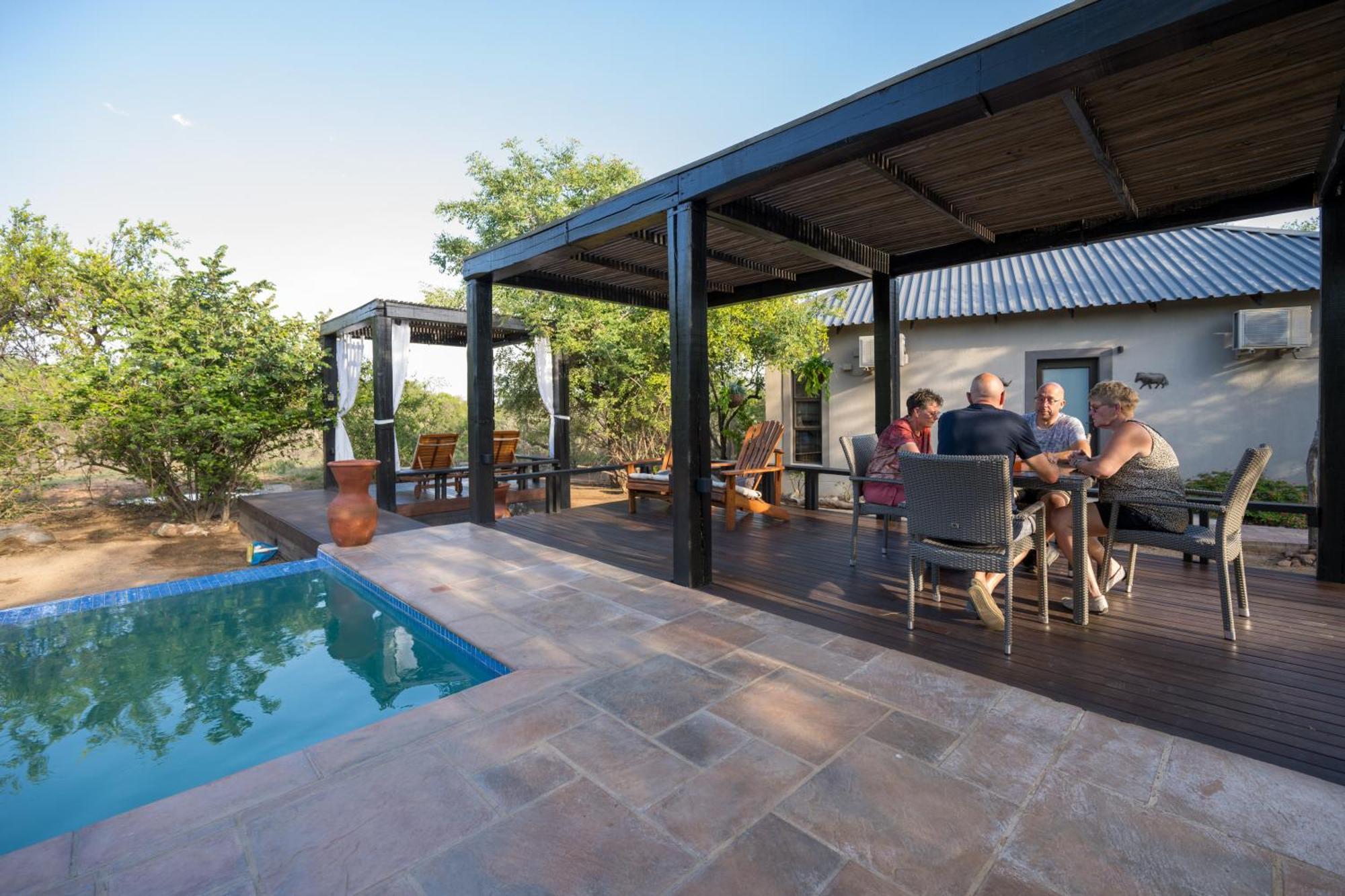 The Baobab Bush Lodge And Villa โฮดสปรูท ภายนอก รูปภาพ
