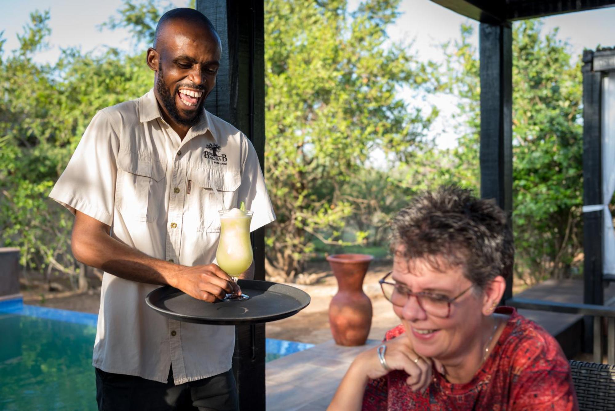 The Baobab Bush Lodge And Villa โฮดสปรูท ภายนอก รูปภาพ